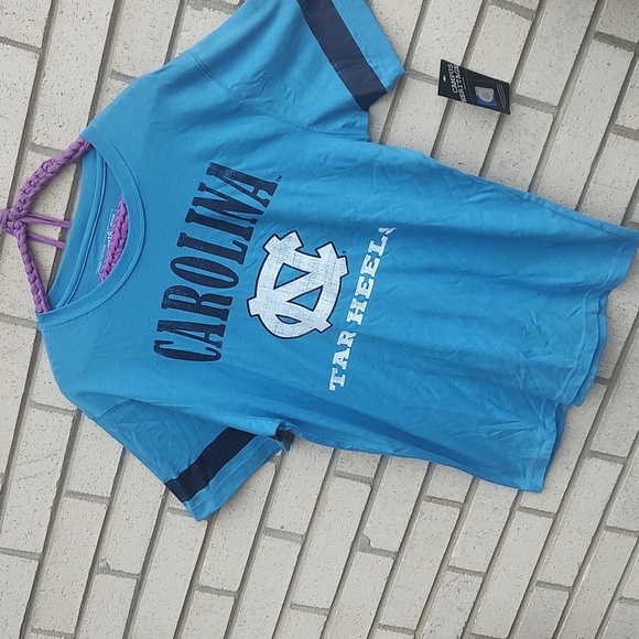 NC Tarheel Shirt - Picture 2 of 12